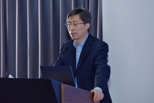 中國科學(xué)院控股有限公司監(jiān)事會主席陳曉峰講話.jpg