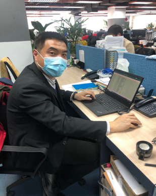 圖為李斌斌同志開展線上學習中 .png 圖為李斌斌同志開展線上學習中 .png